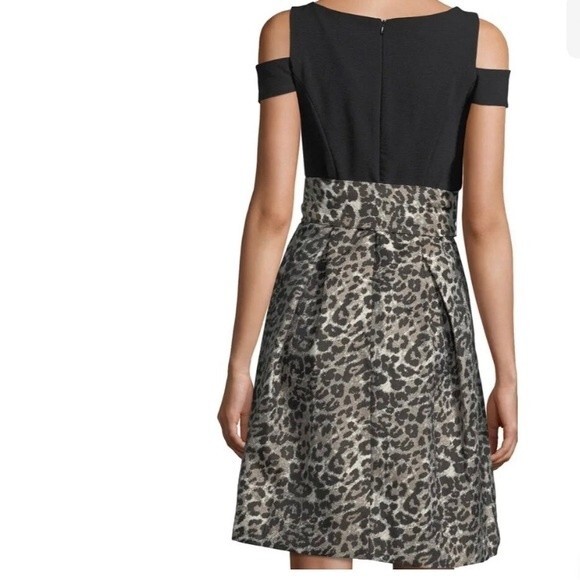 Eliza J Cold-Shoulder Fit & Flare Dress Womens Black Animal Print Size 2 - Picture 3 of 3